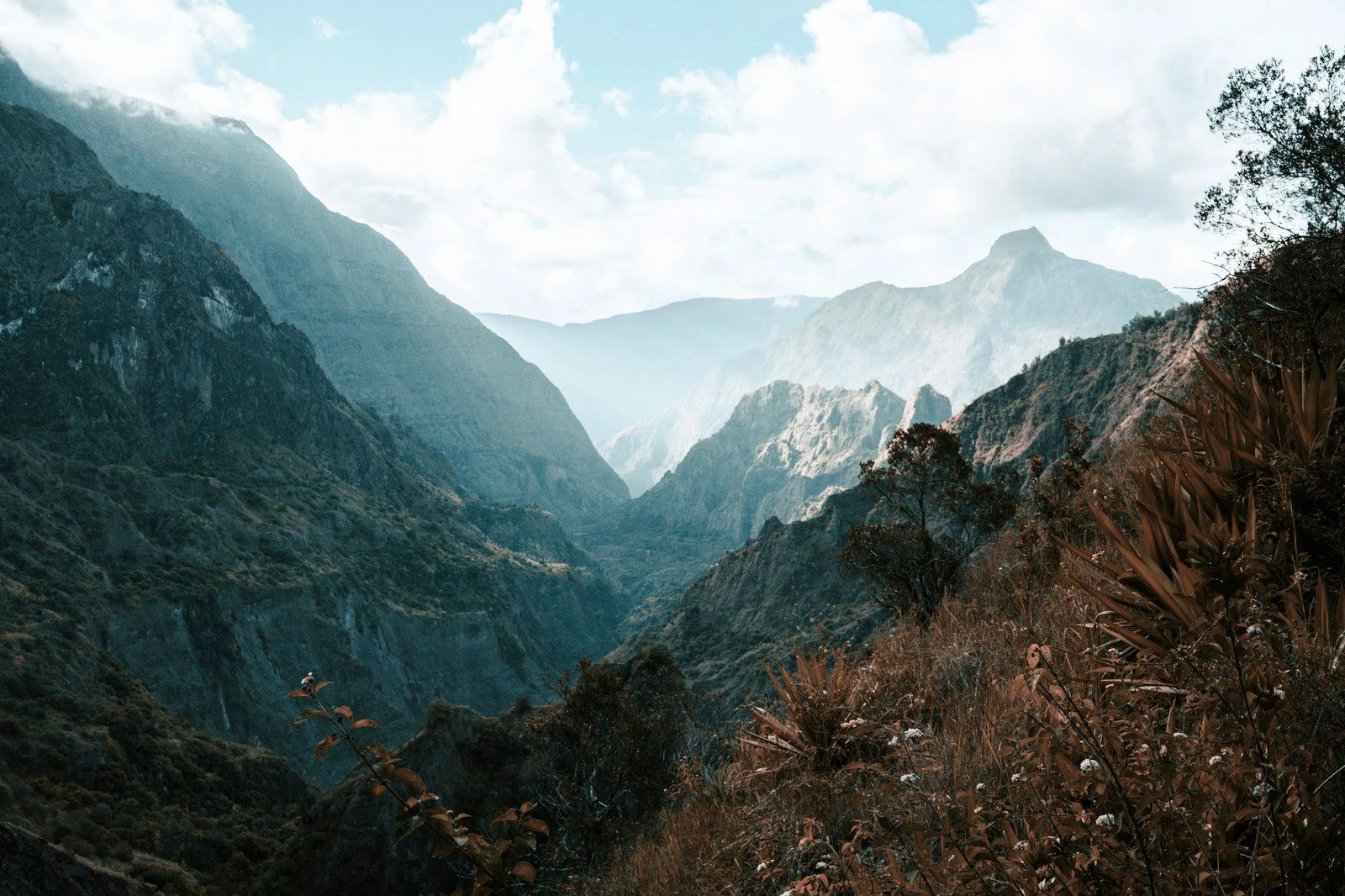 eSIM 1GB 7 Days Reunion