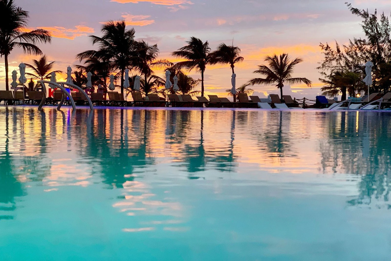 eSIM 2GB 15 Days Turks And Caicos Islands